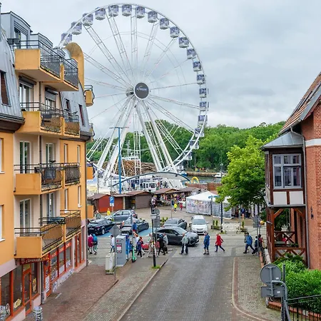 Przy Latarni Morskiej Z Garazem