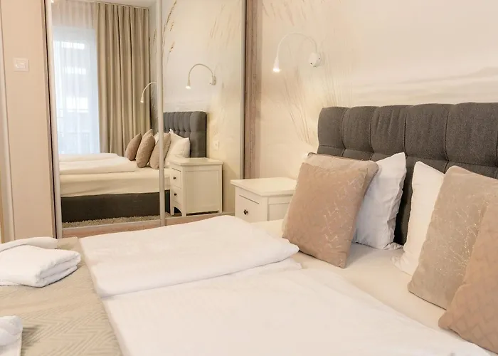 Przy Latarni Morskiej Z Garazem Kolobrzeg