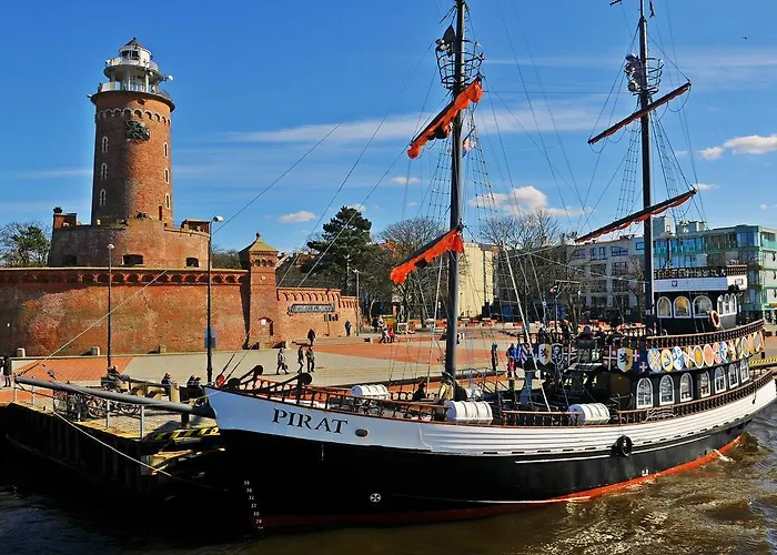 Przy Latarni Morskiej Z Garazem Kolobrzeg